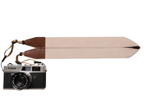 Wildtree solid color camera strap color rose cloud connected to canon camera