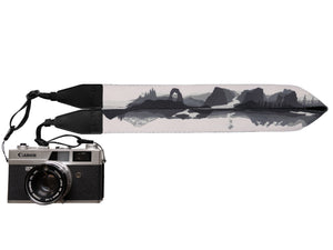 USA National parks camera strap by wildtree in black and white. features 11 national parks, black leather ends and backing