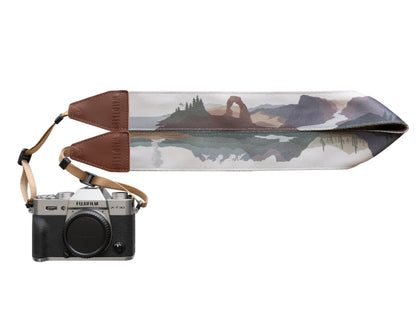  USA National parks camera strap by wildtree in color. features 11 national parks, brown leather ends and backing